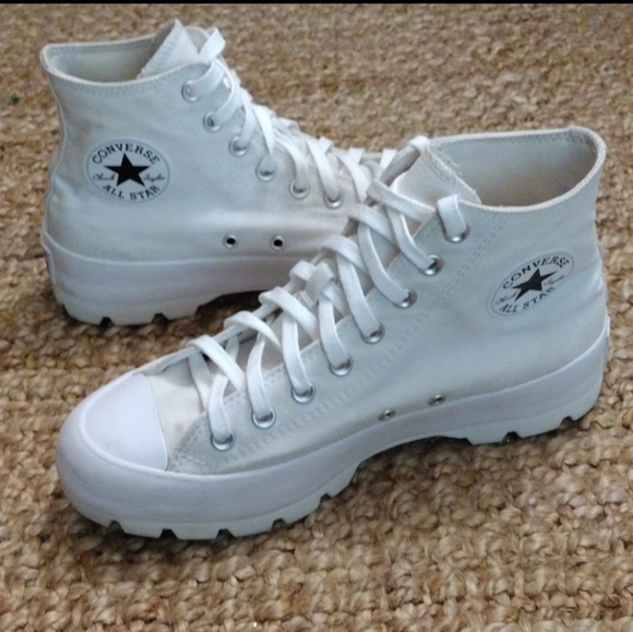 Converse Shoes - All Star Chuck Taylor converse lugged High Top.
